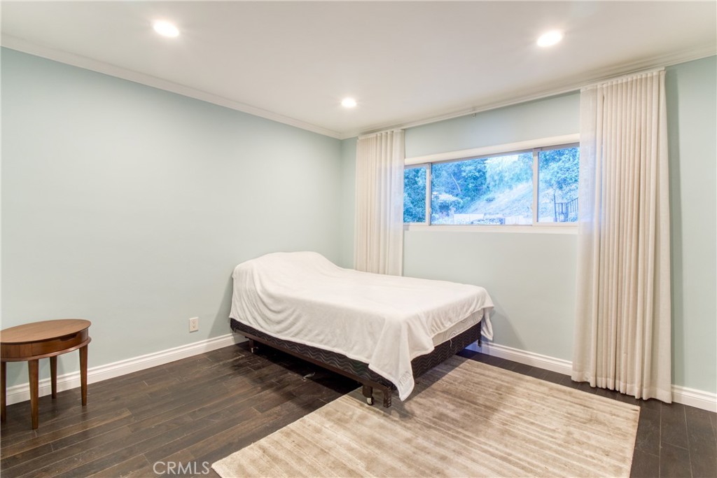7796 Skyhill Drive