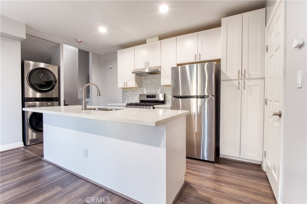 7796 Skyhill Drive