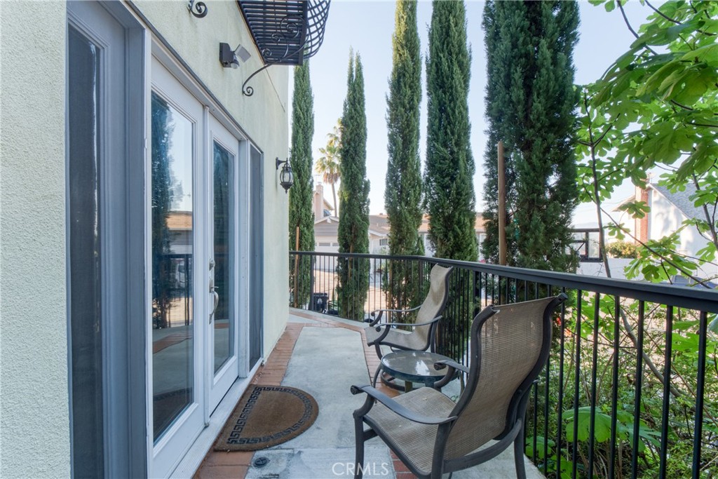 7796 Skyhill Drive