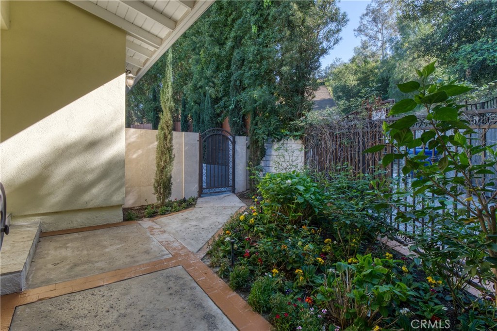 7796 Skyhill Drive