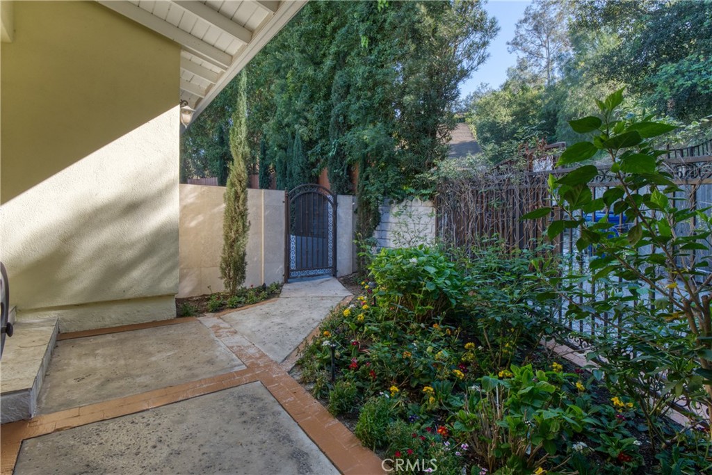 7796 Skyhill Drive