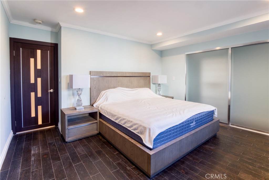 7796 Skyhill Drive