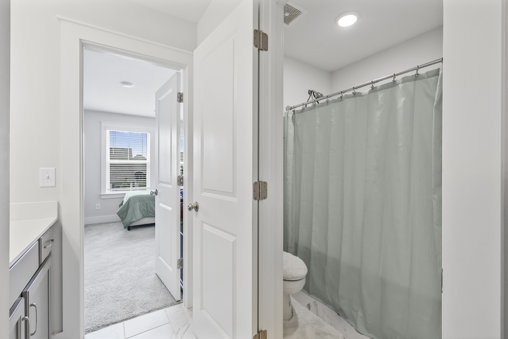 3230 Chatfield Dr