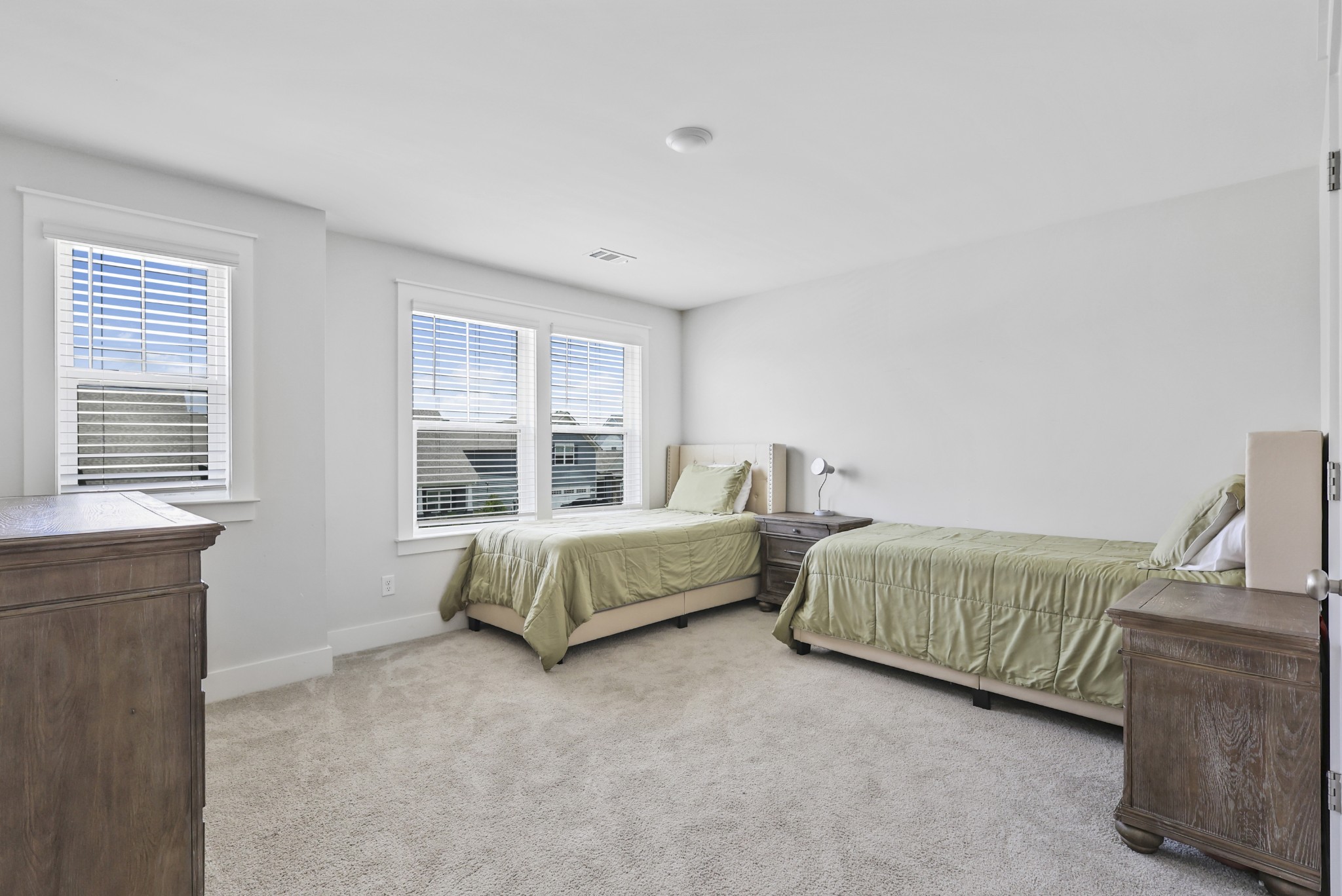 3230 Chatfield Dr