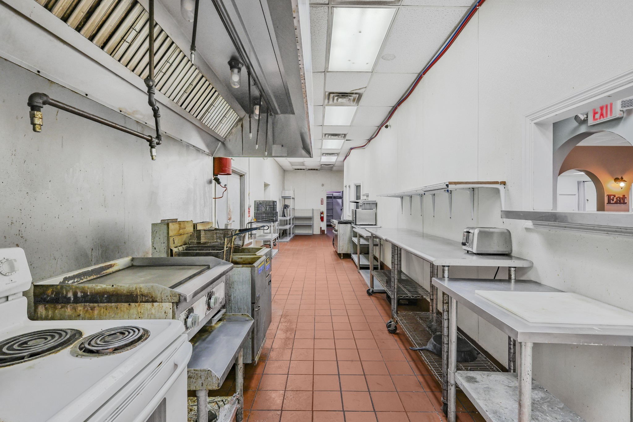 313 N Main St