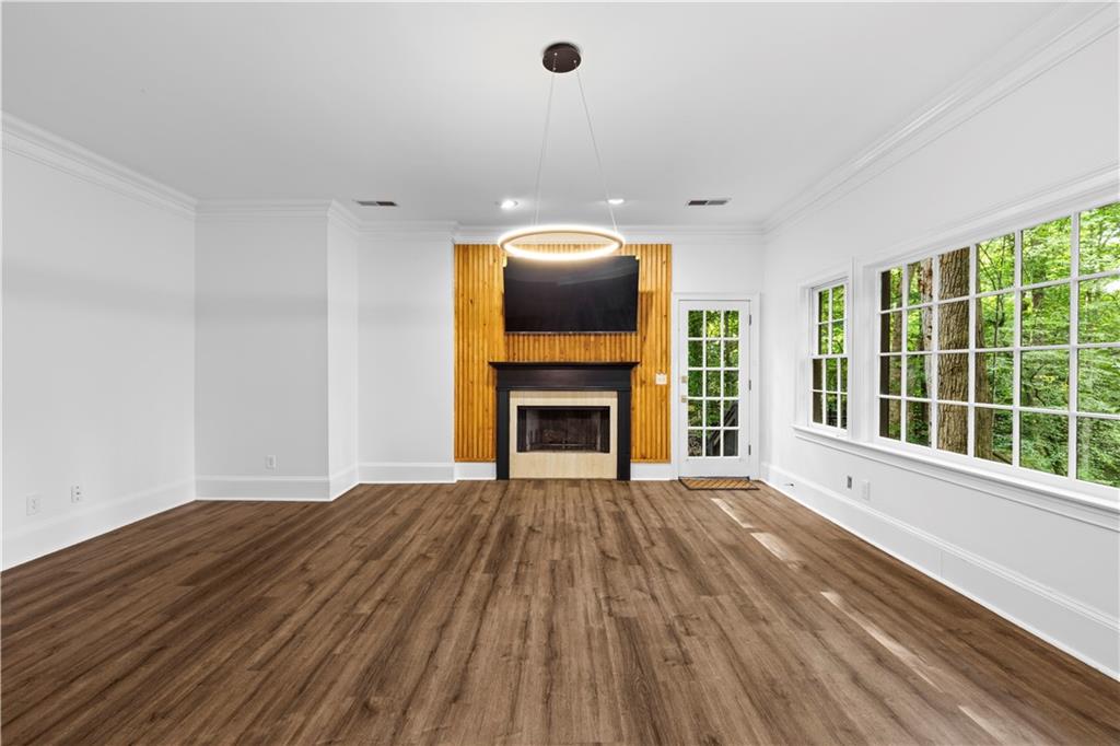 5390 Harrowood Lane