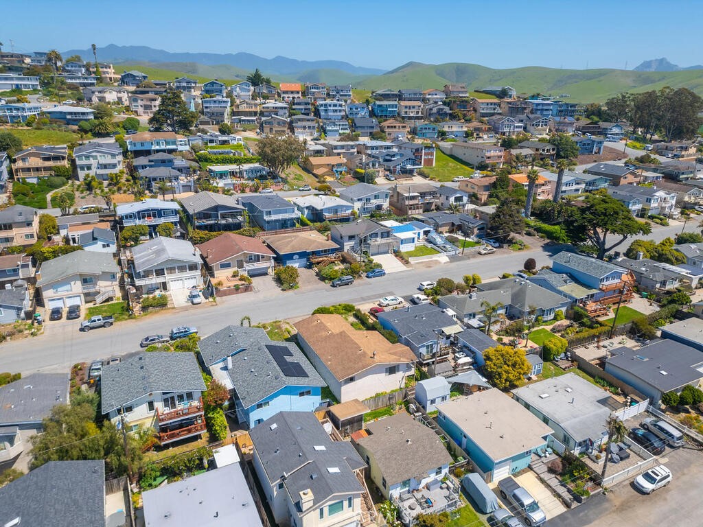 2455 Ironwood Avenue