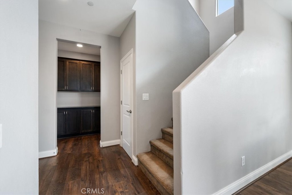 1118 Fox Field Lane