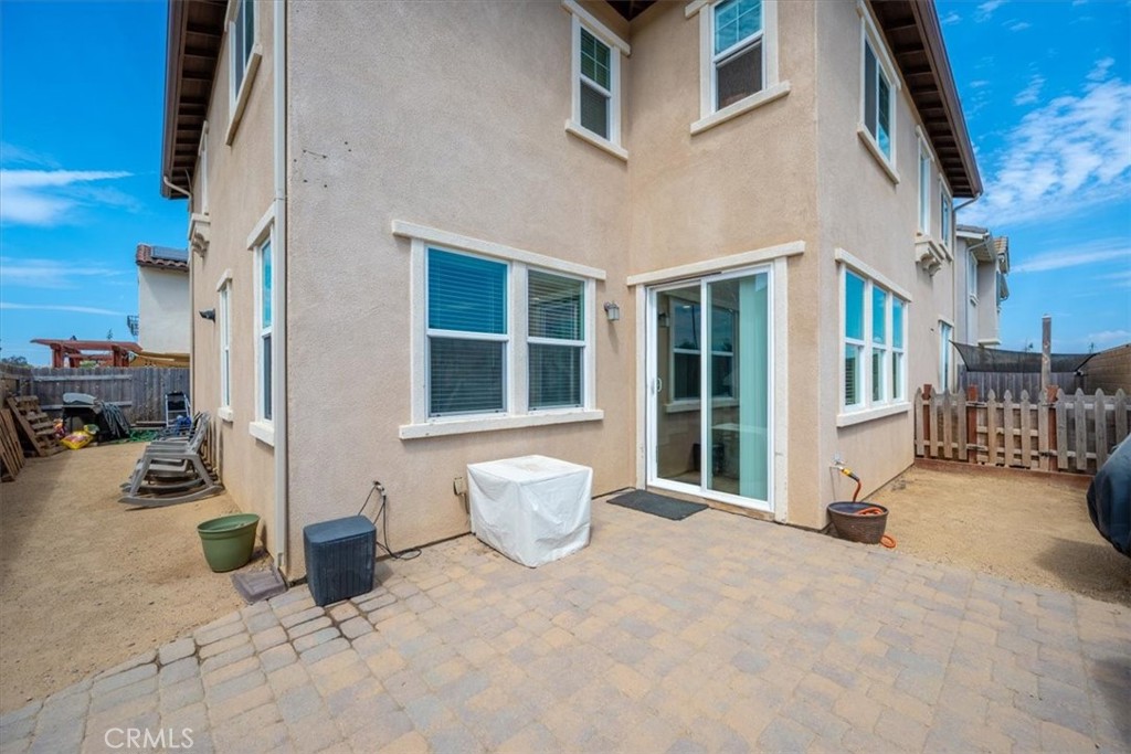 1118 Fox Field Lane