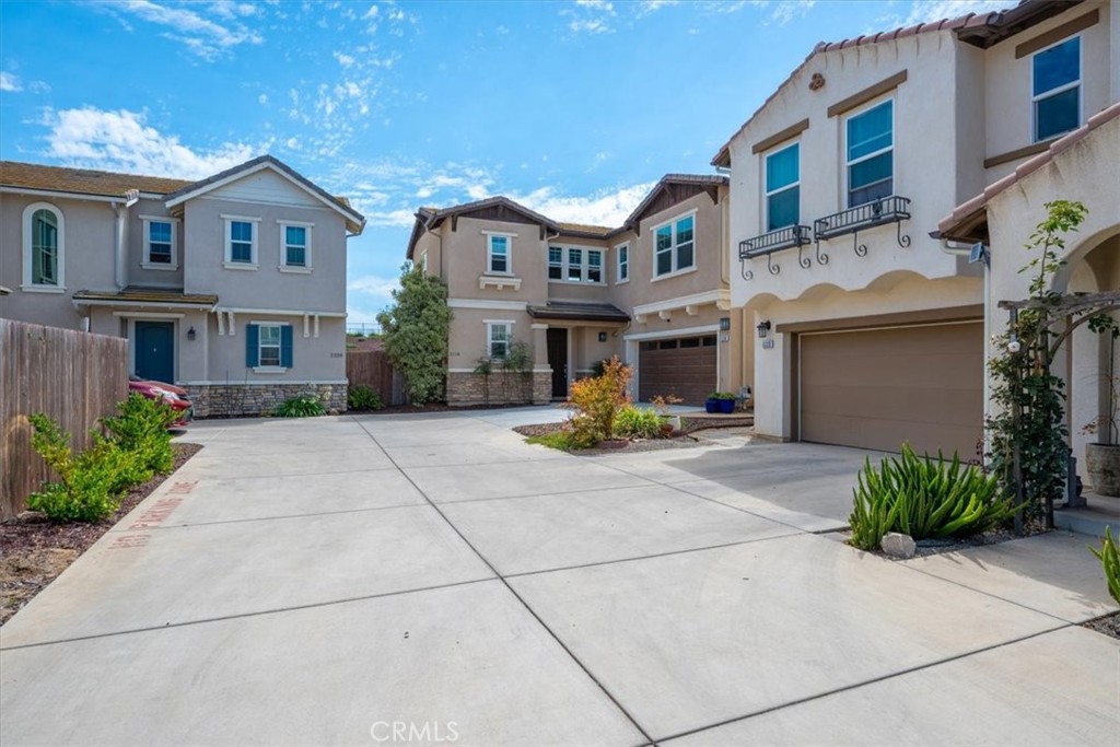 1118 Fox Field Lane