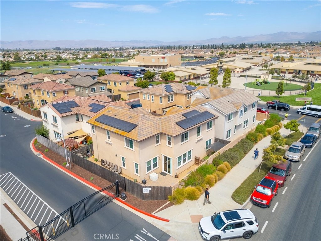 1118 Fox Field Lane