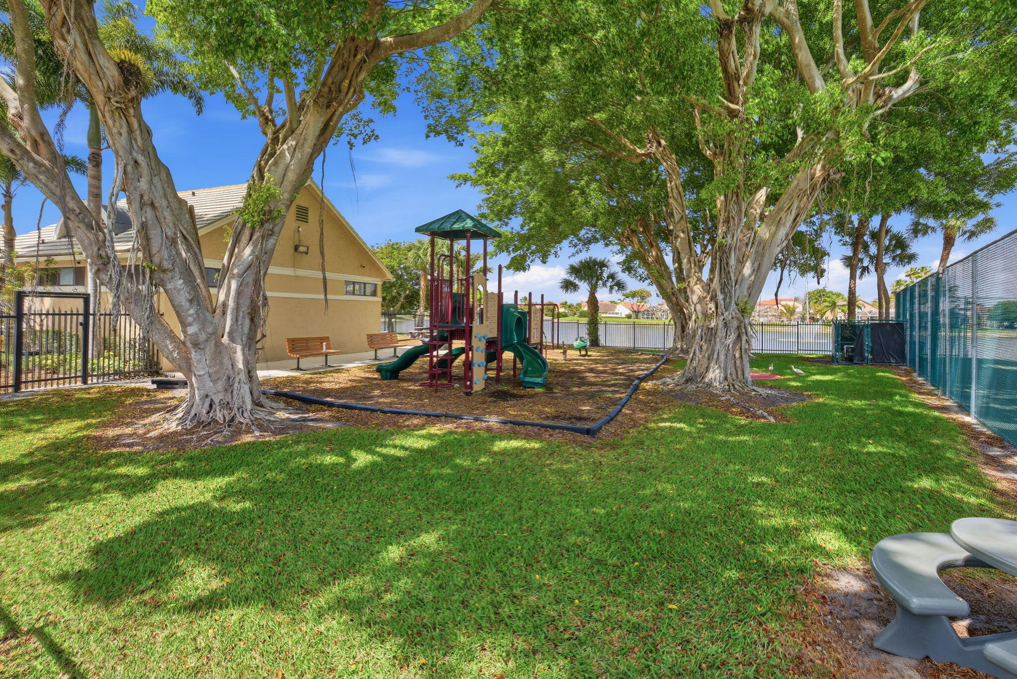 10509 Plainview Circle