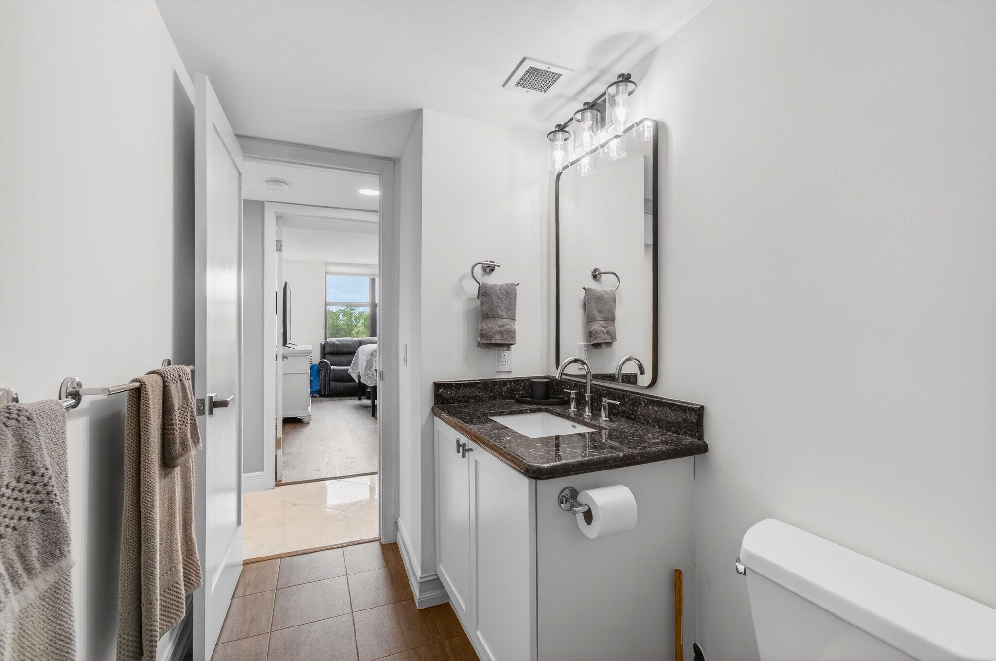 2001 N Ocean Boulevard 305