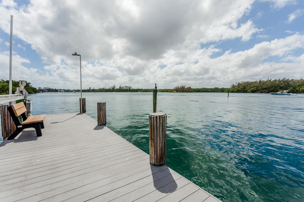 2001 N Ocean Boulevard 305