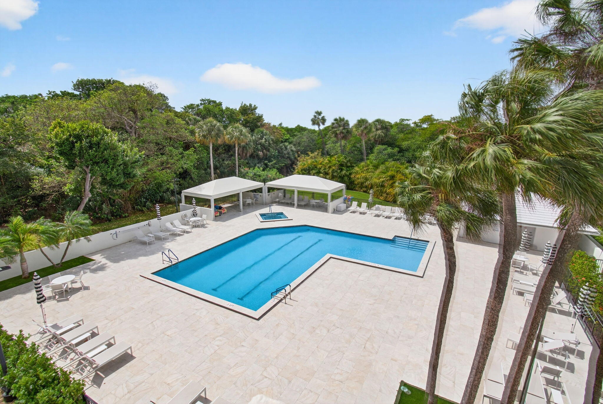 2001 N Ocean Boulevard 305