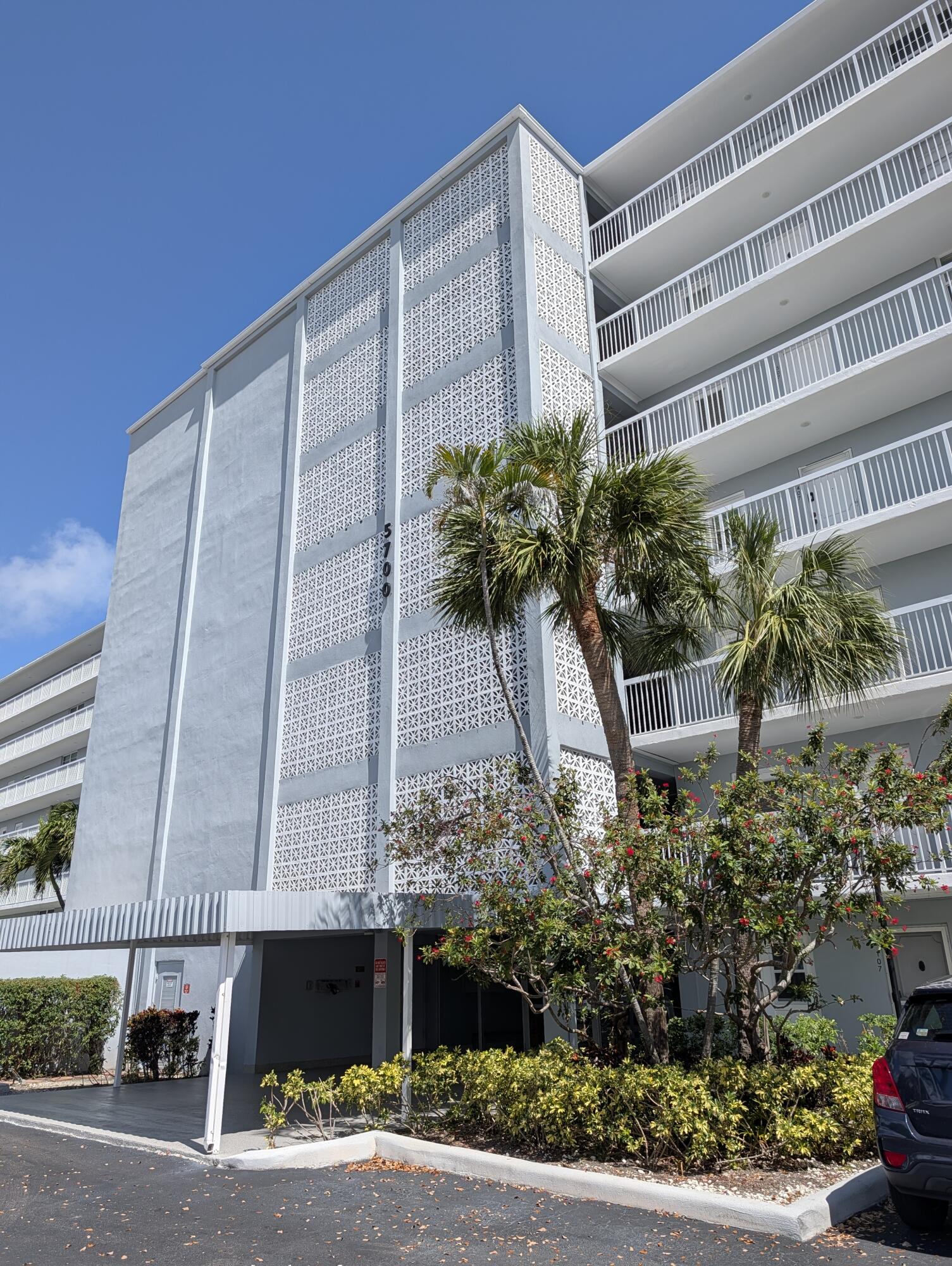 5700 NW 2nd Ave 509