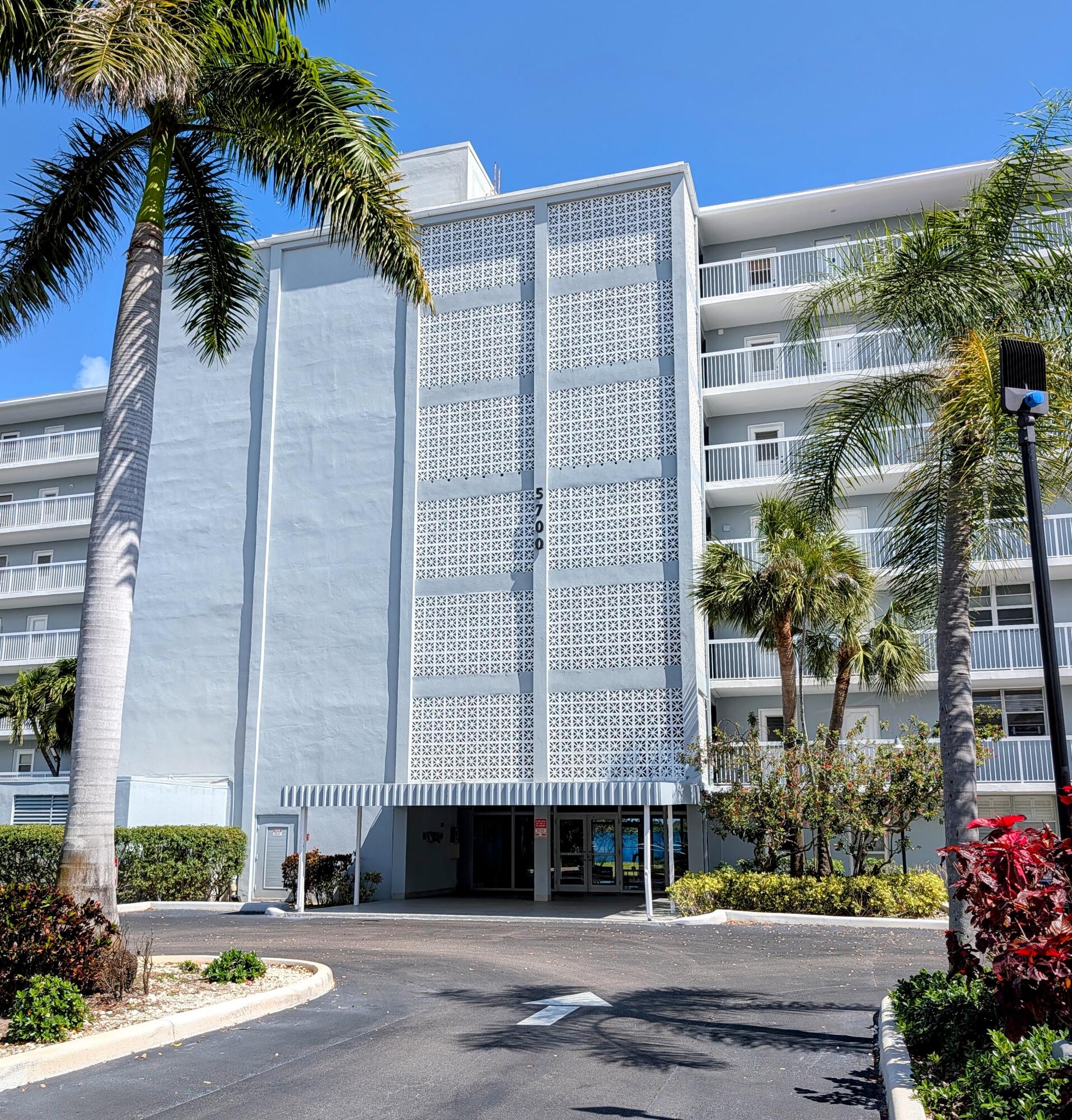 5700 NW 2nd Ave 509