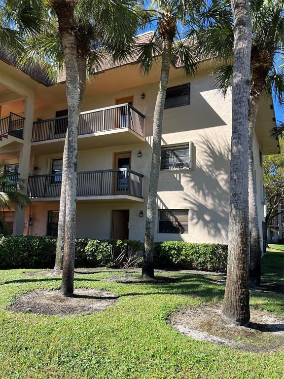 6085 N Sabal Palm Boulevard 109