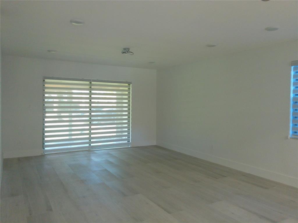 6085 N Sabal Palm Boulevard 109