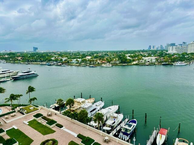 1 Las Olas Circle 1009