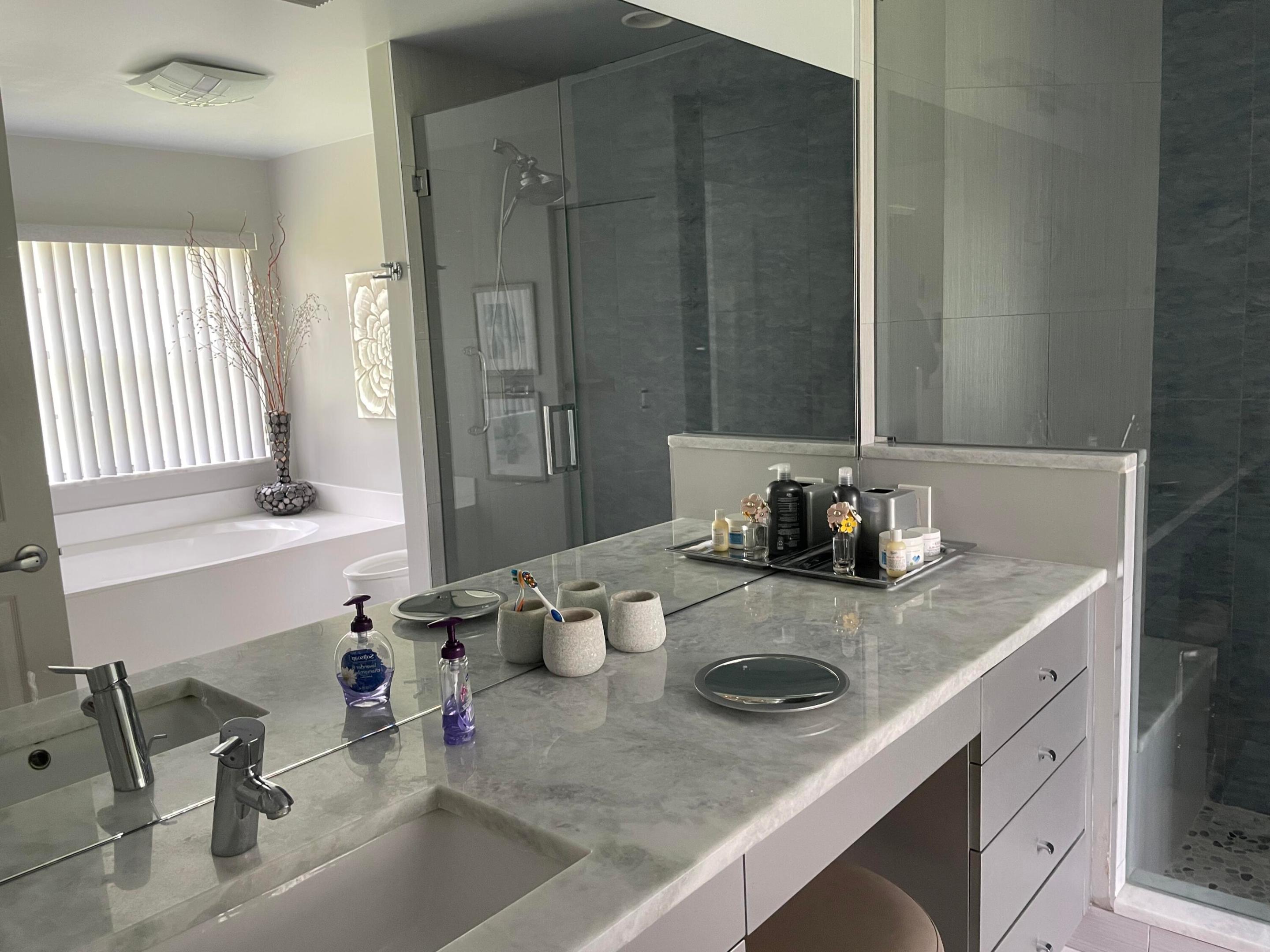 11530 Briarwood Circle 1