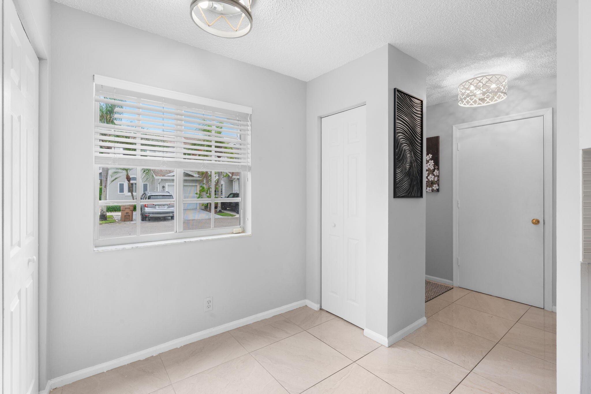 4759 SW 14th Court