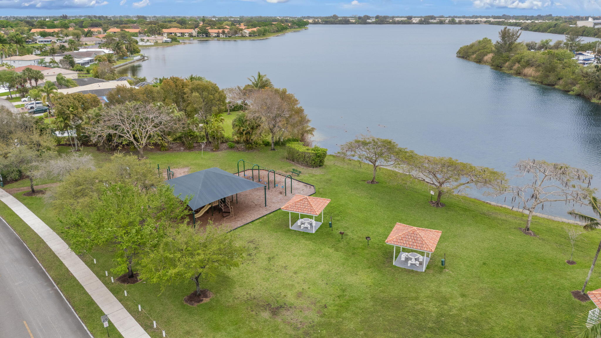 4759 SW 14th Court