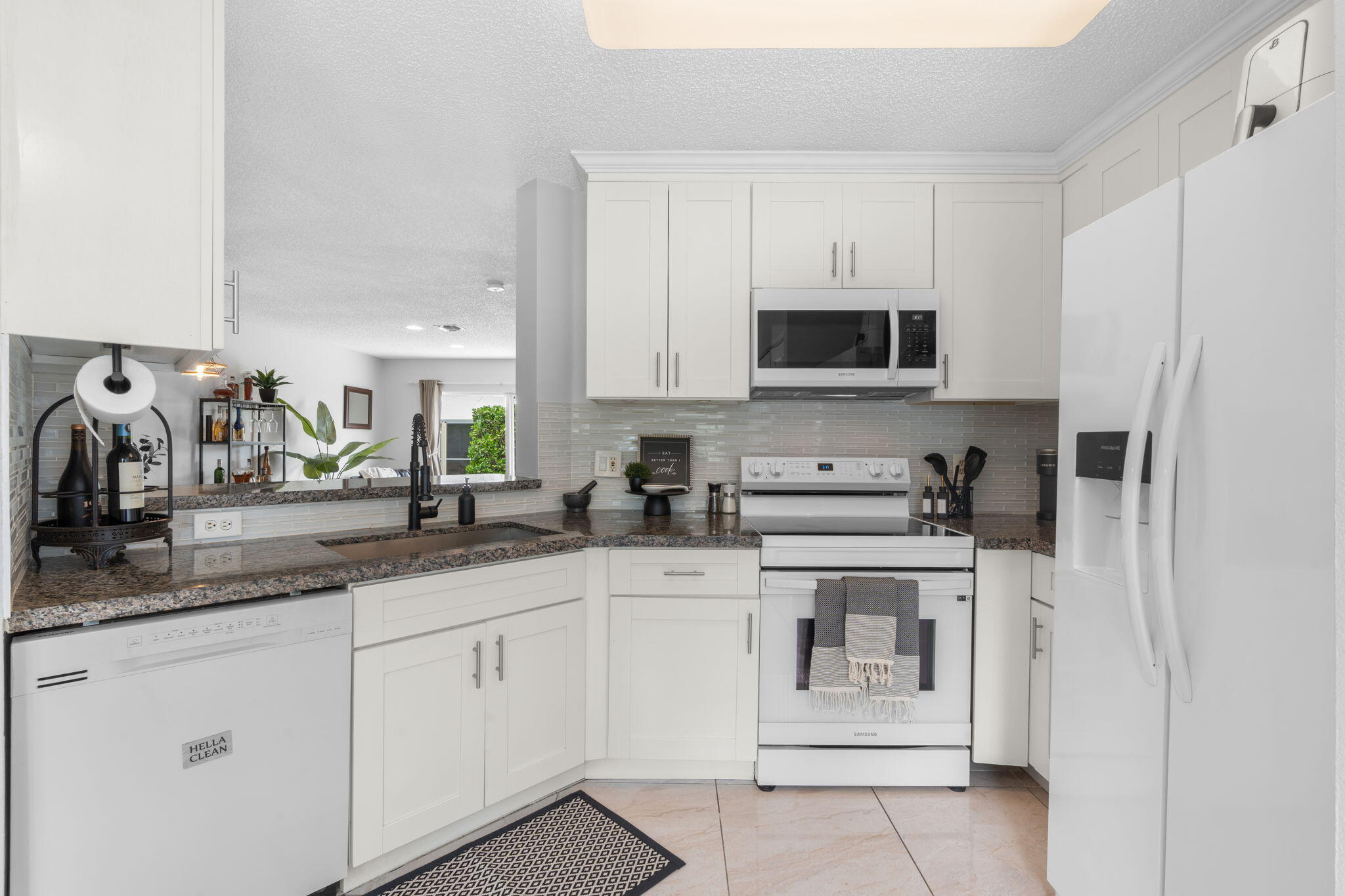4759 SW 14th Court