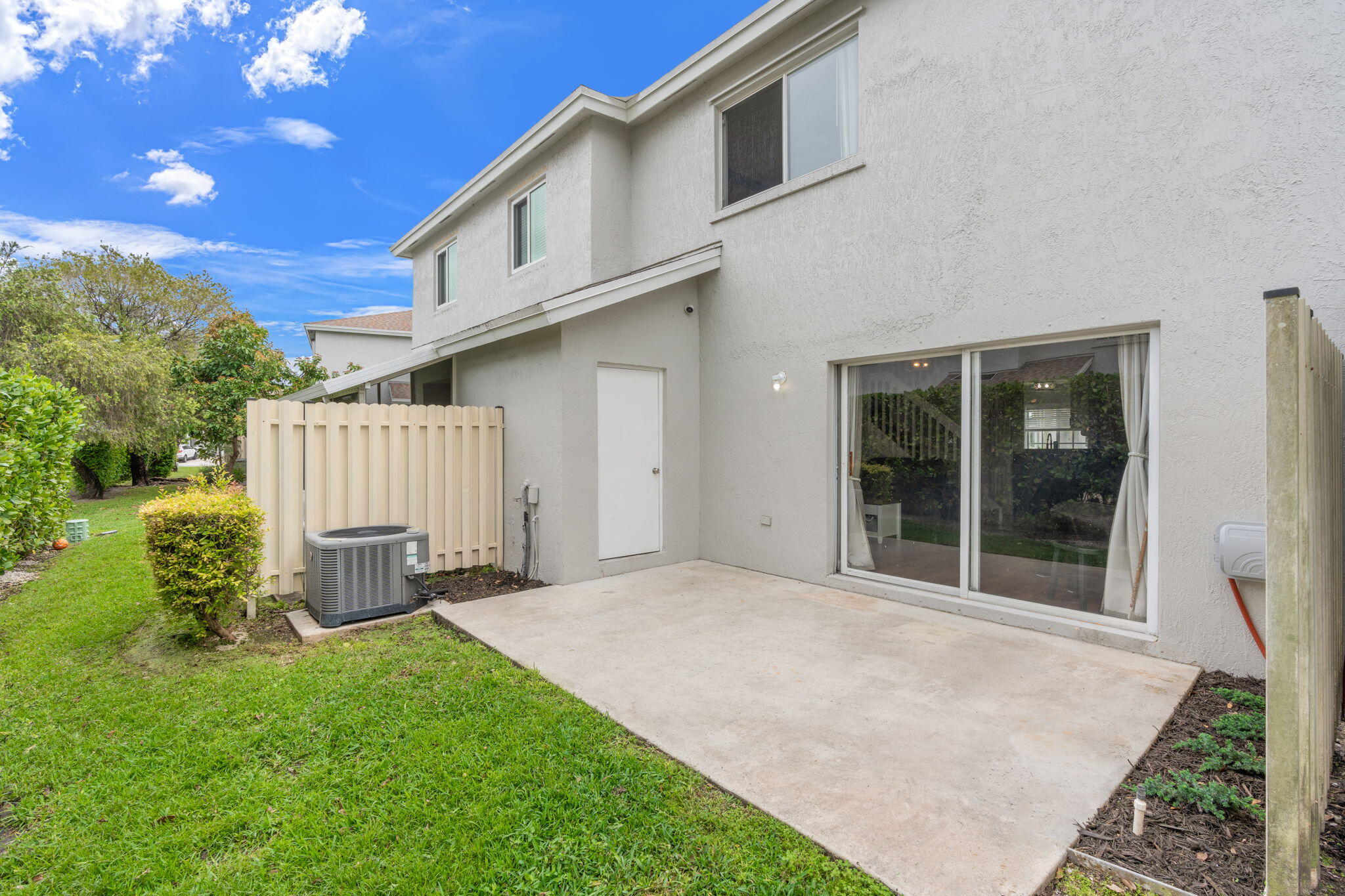 4759 SW 14th Court