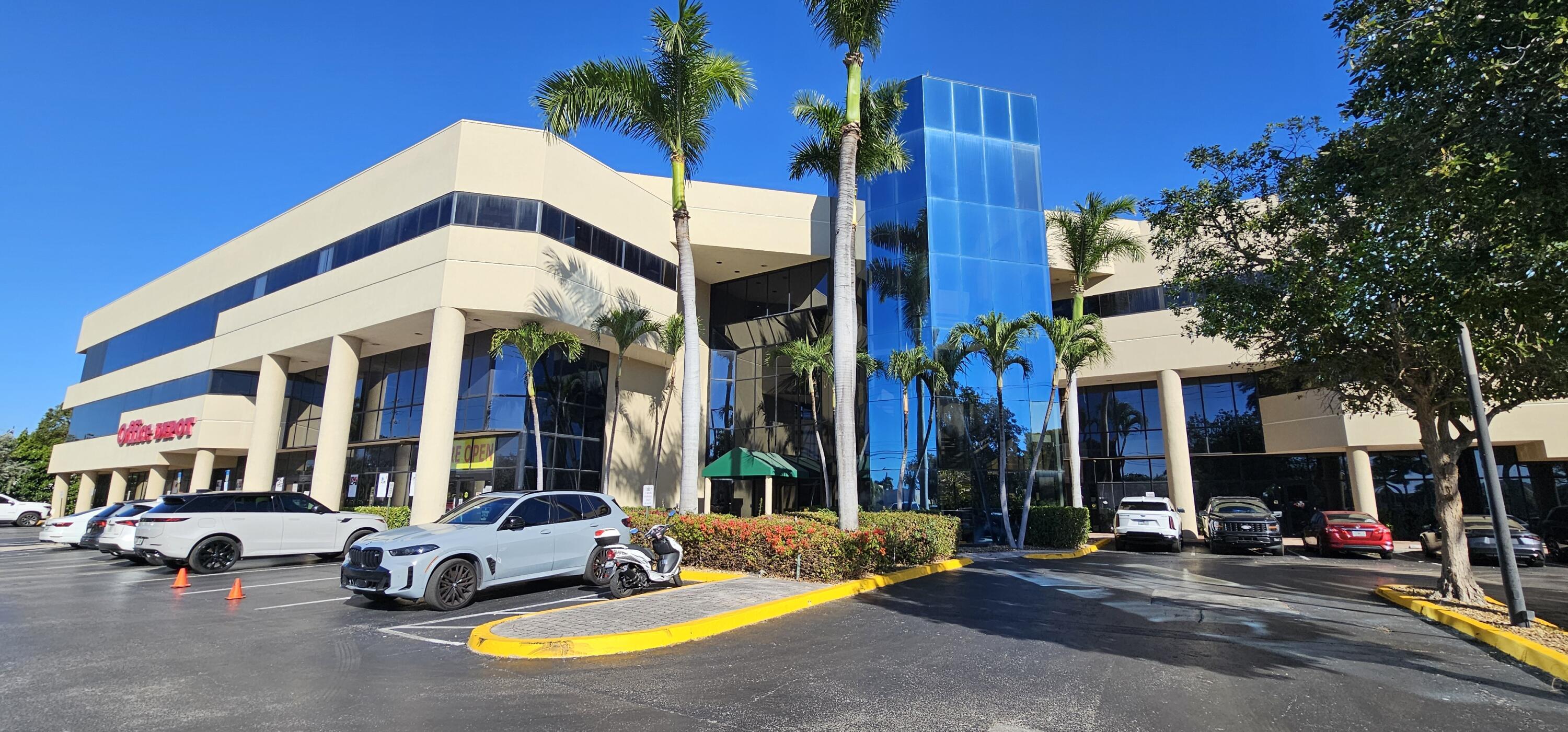 123 NW 13th Street 214-02