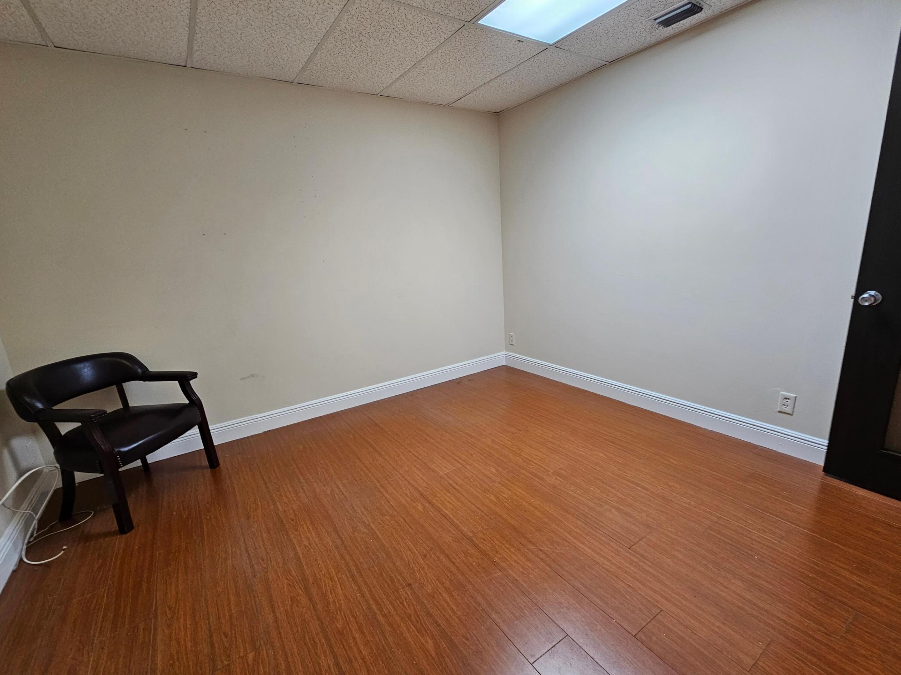 123 NW 13th Street 214-02