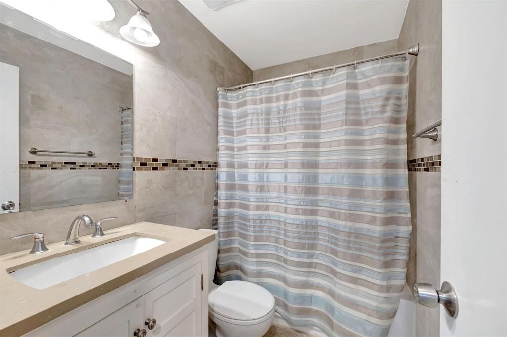 8605 W Sample Road 311