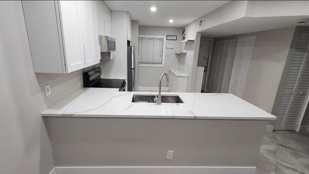 8605 W Sample Road 311