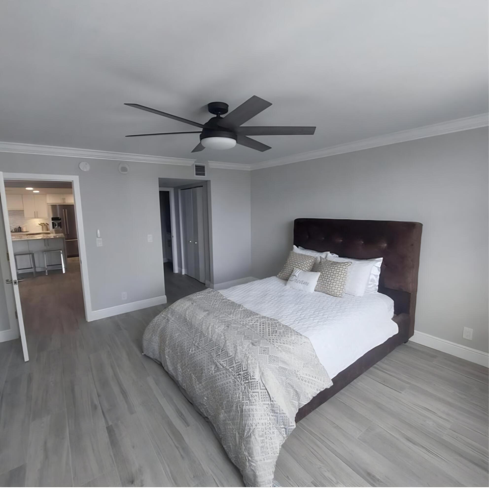 777 NE Bayshore Drive 705