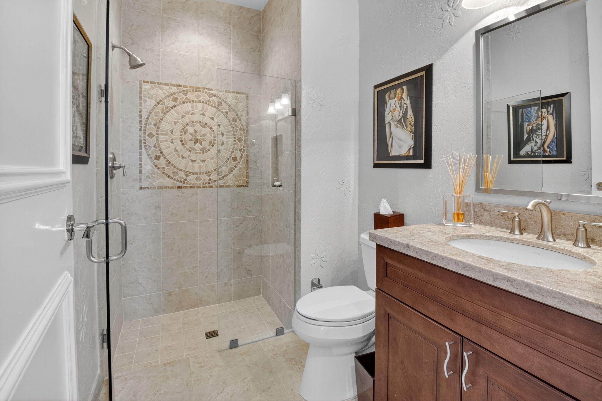5413 Ascot Bend