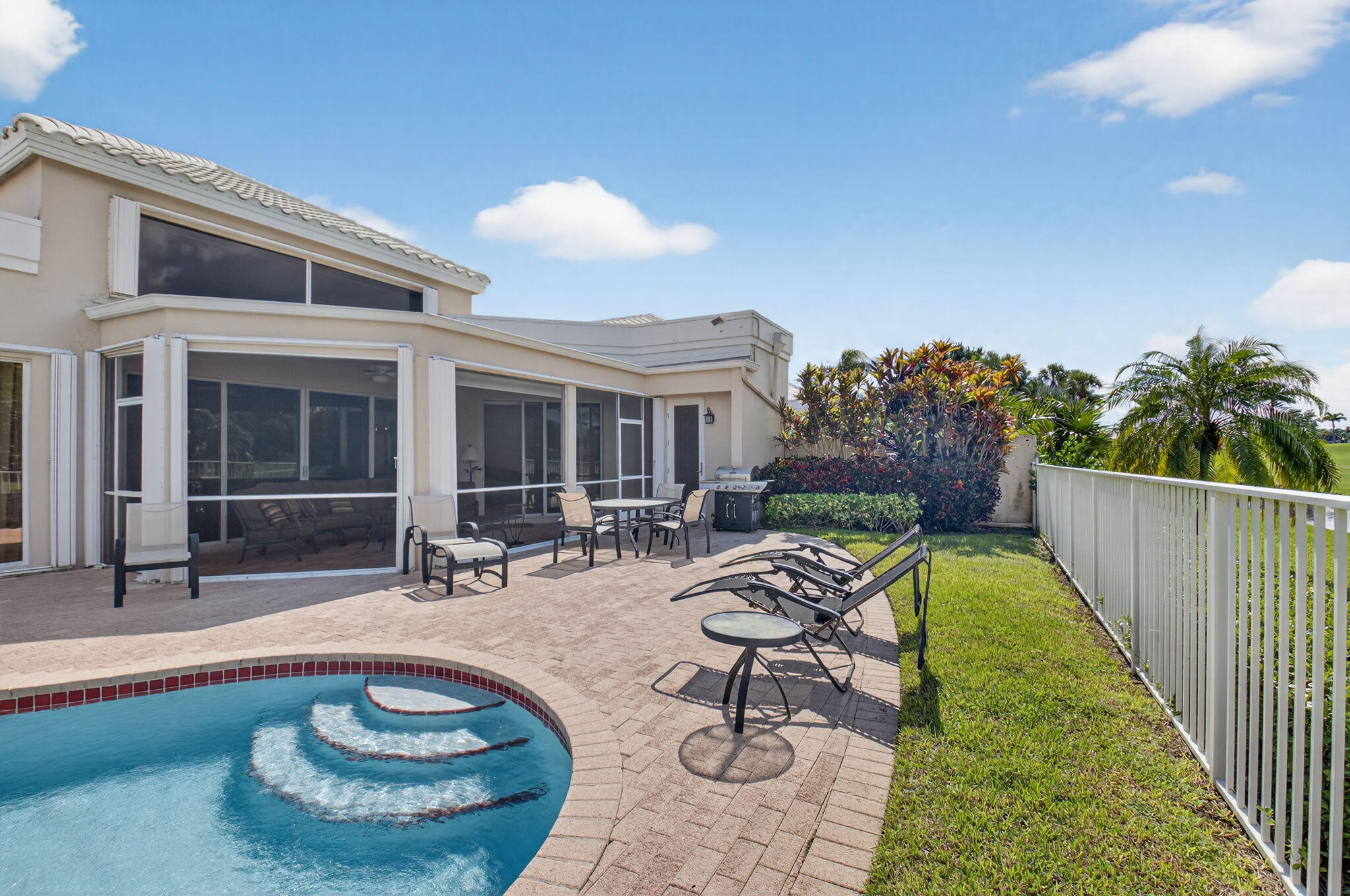 5413 Ascot Bend