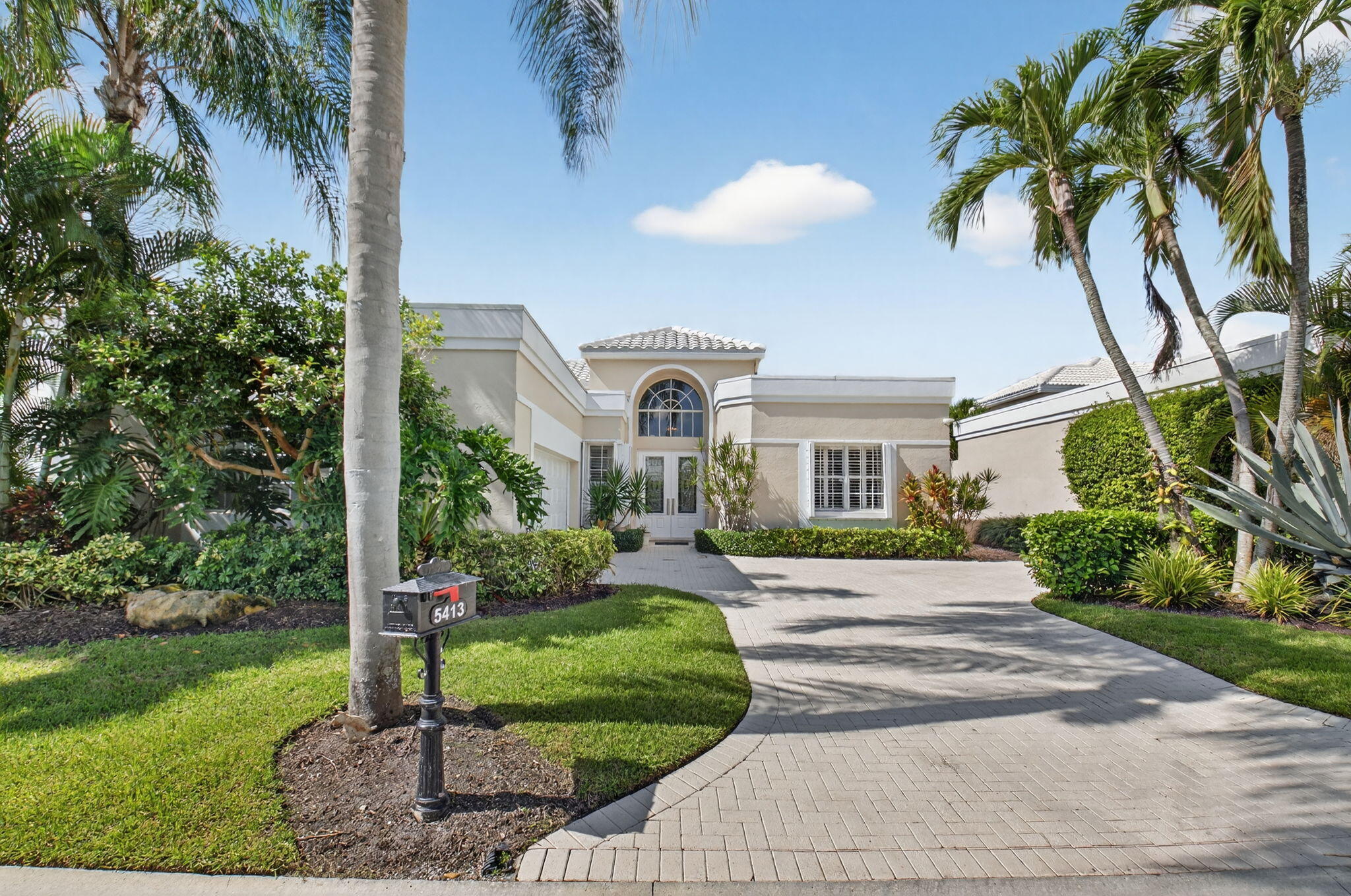 5413 Ascot Bend