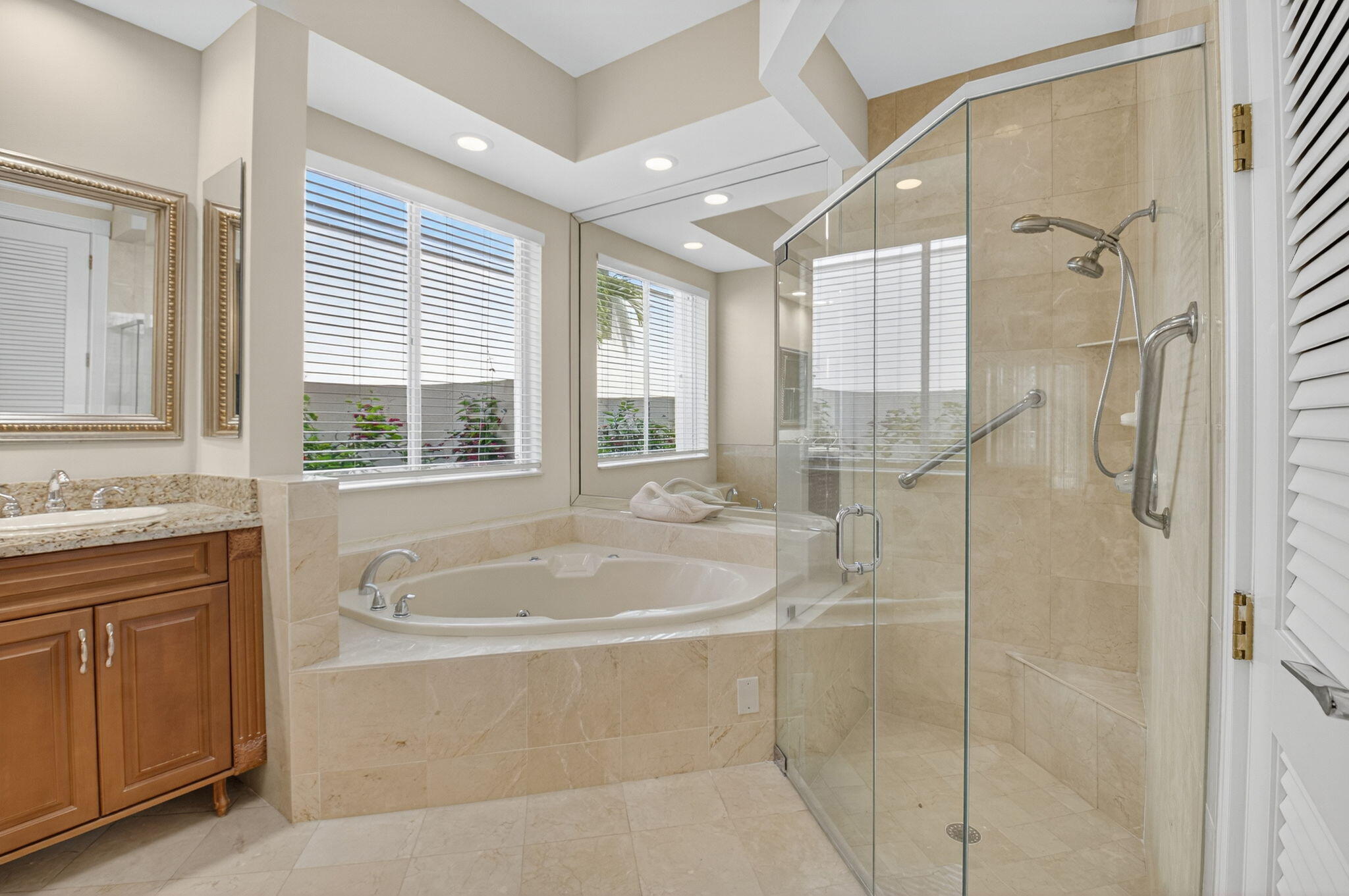 5413 Ascot Bend