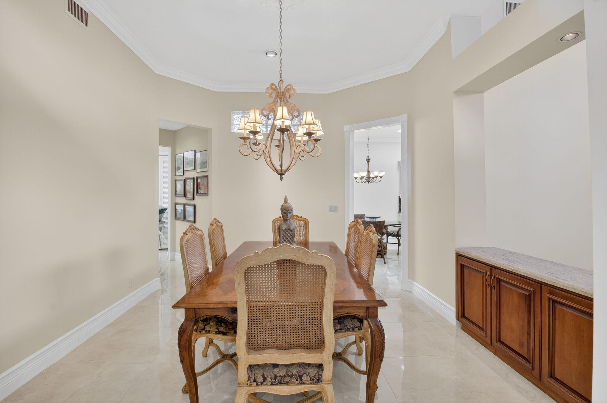 5413 Ascot Bend