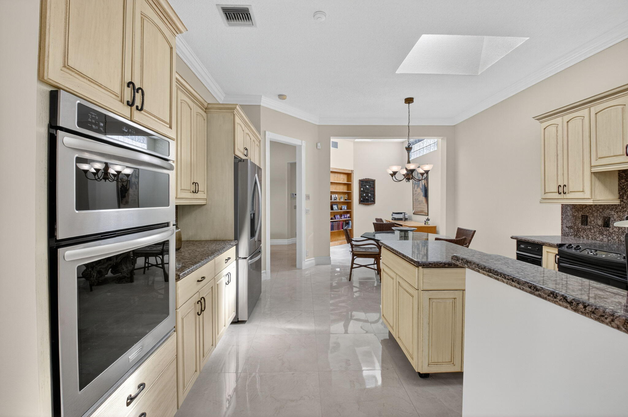5413 Ascot Bend