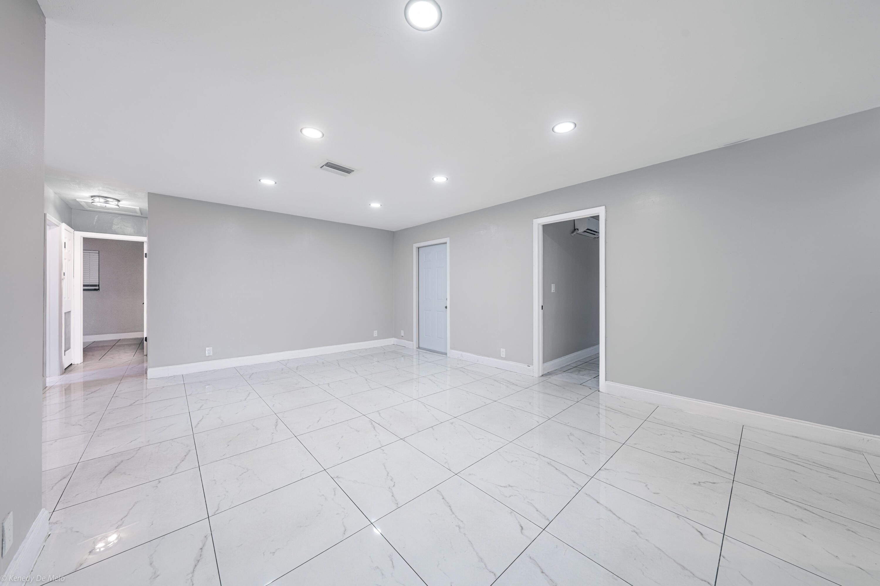 120 SW 29th Terrace