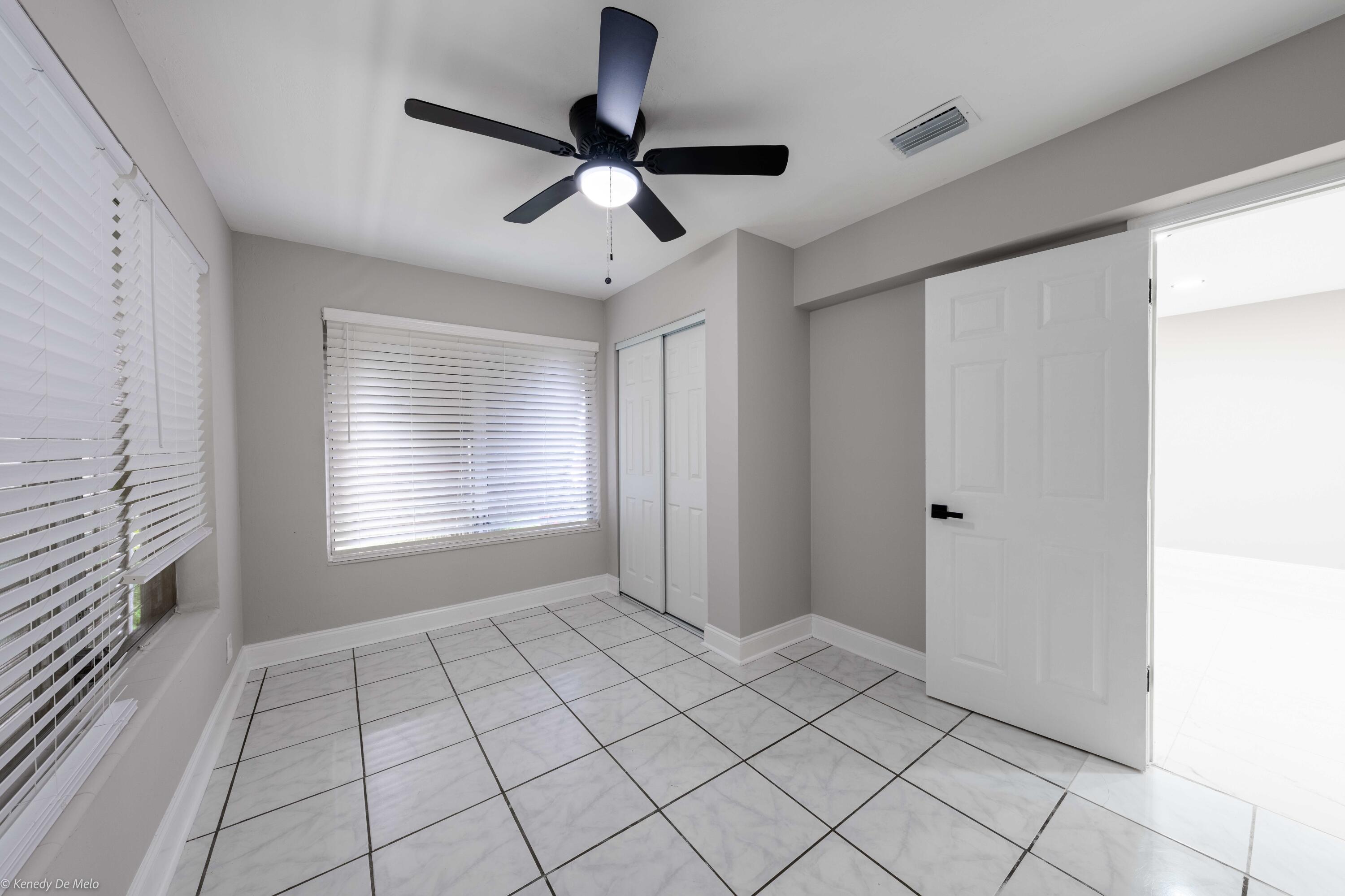 120 SW 29th Terrace