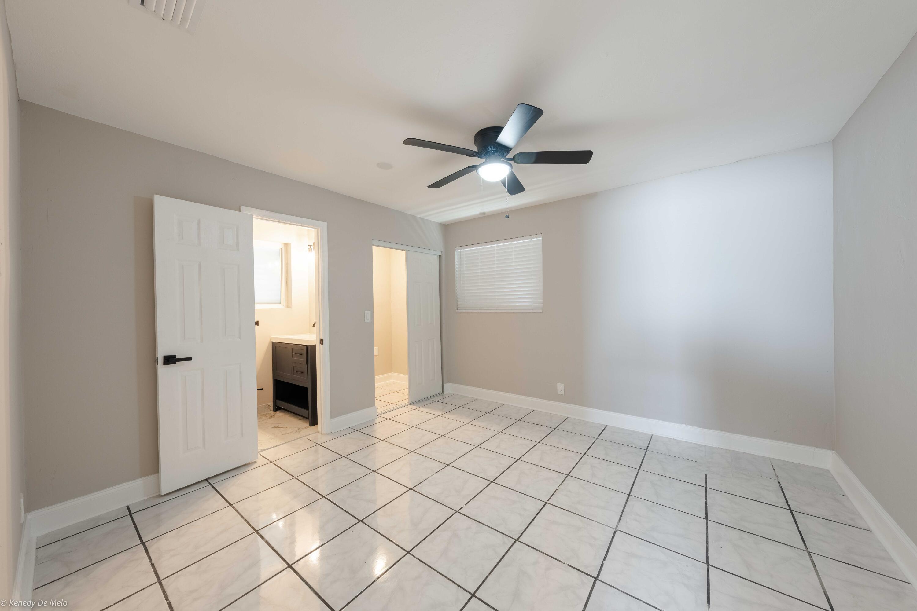 120 SW 29th Terrace
