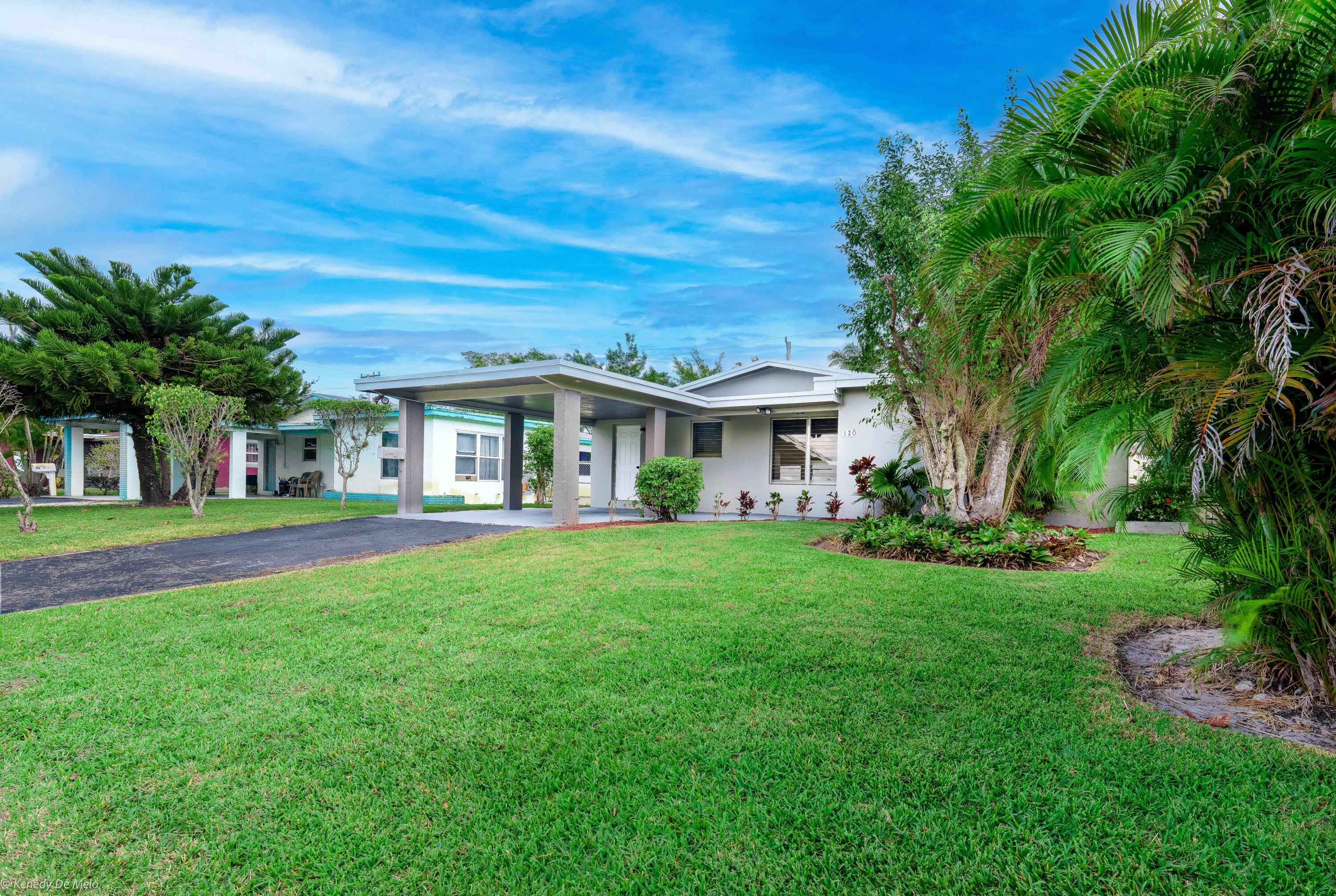 120 SW 29th Terrace