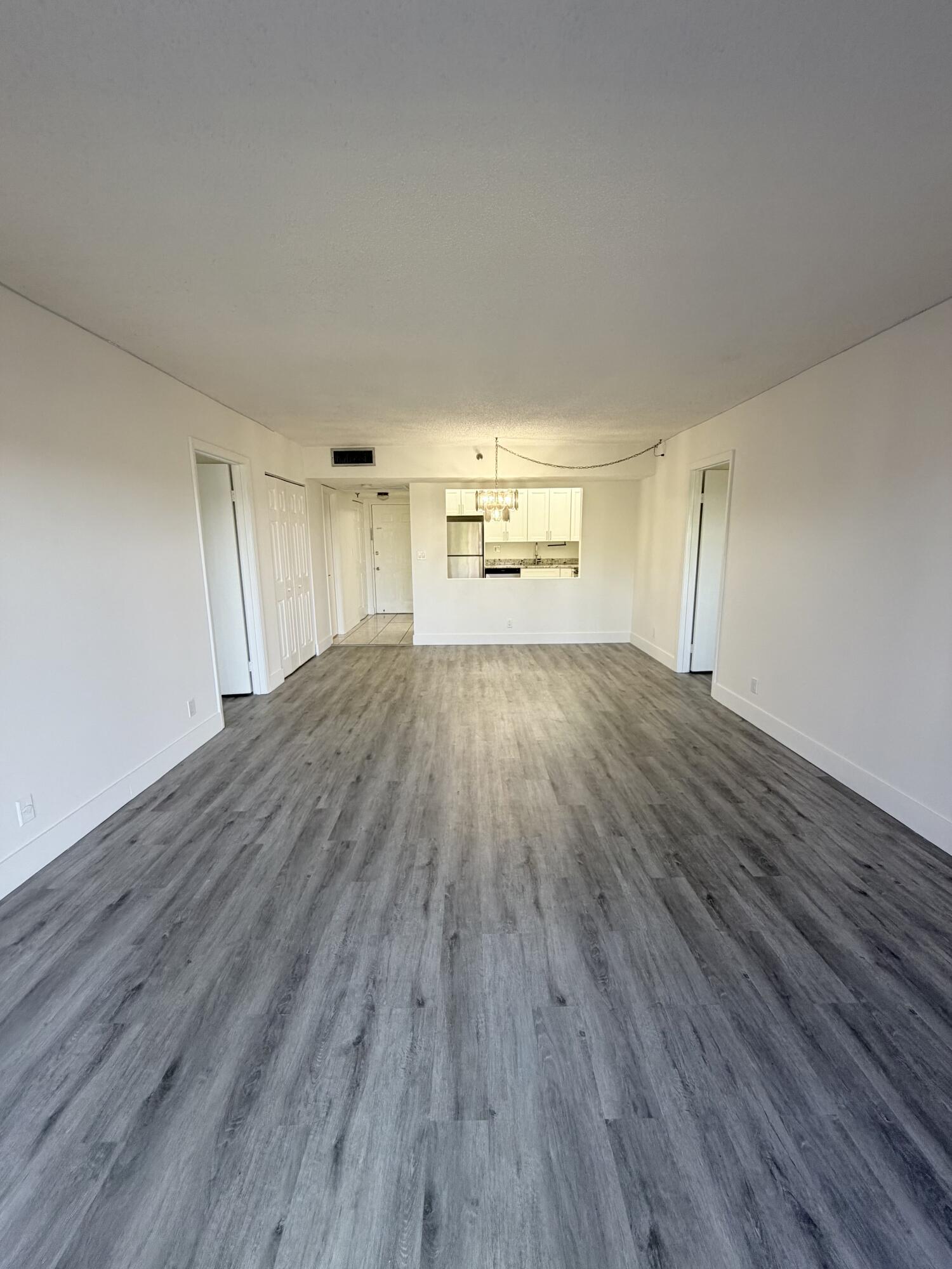 9235 SW 8th Street 512