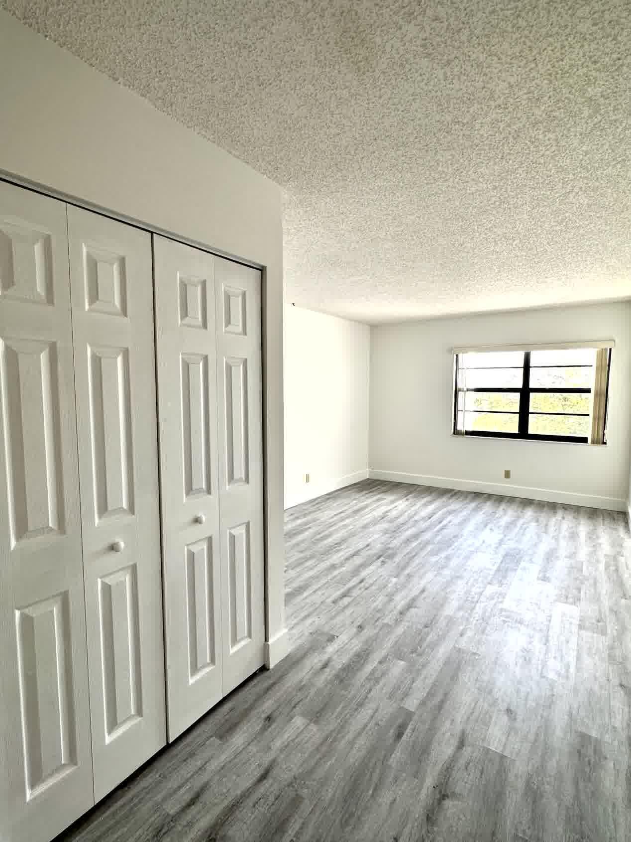 9235 SW 8th Street 512
