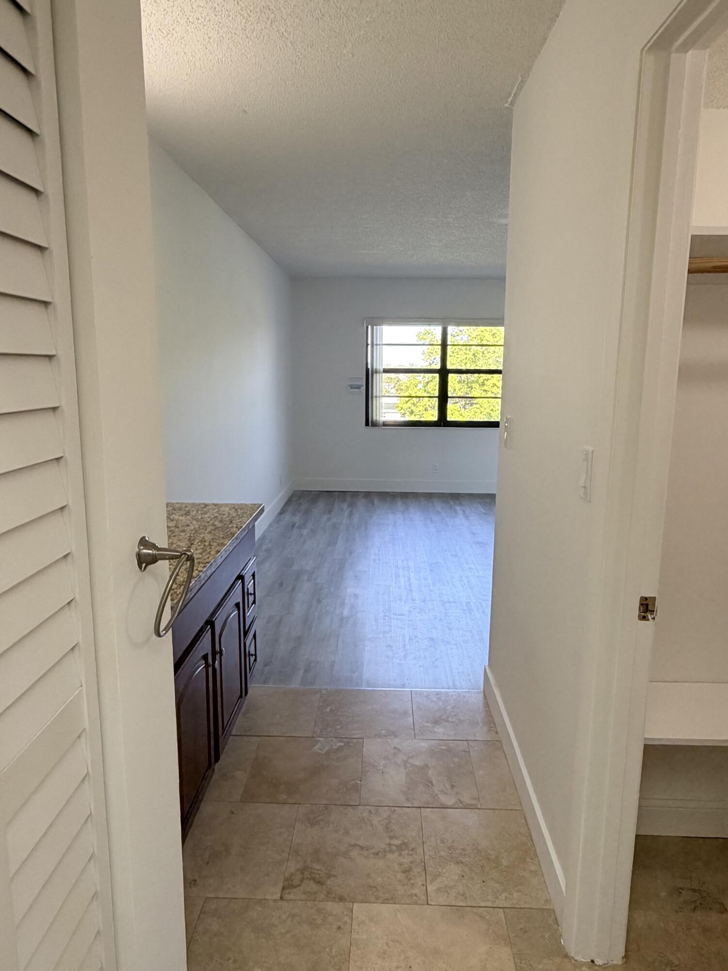 9235 SW 8th Street 512