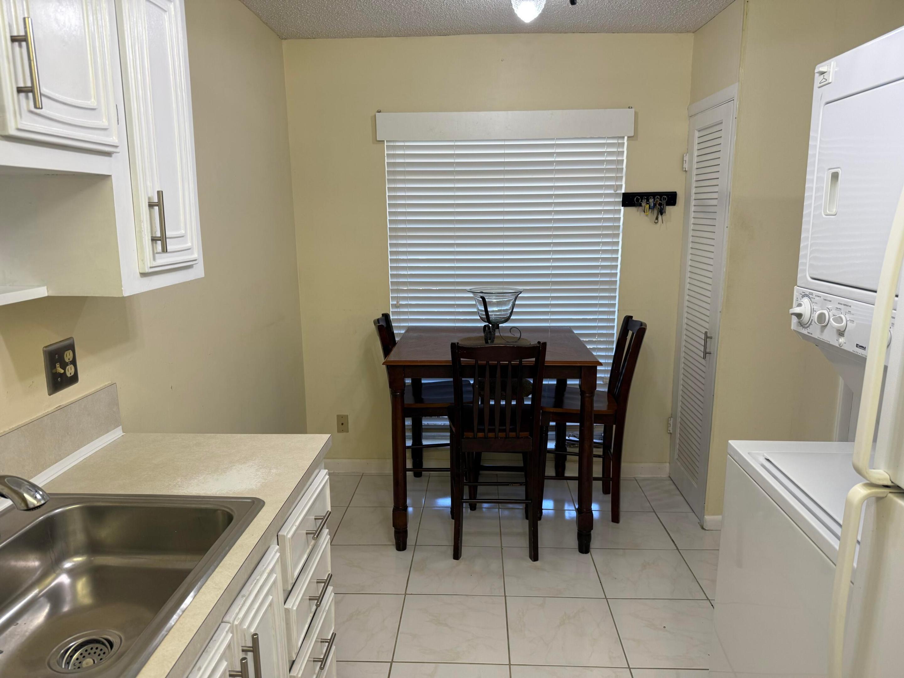 8540 Chevy Chase Drive 8540