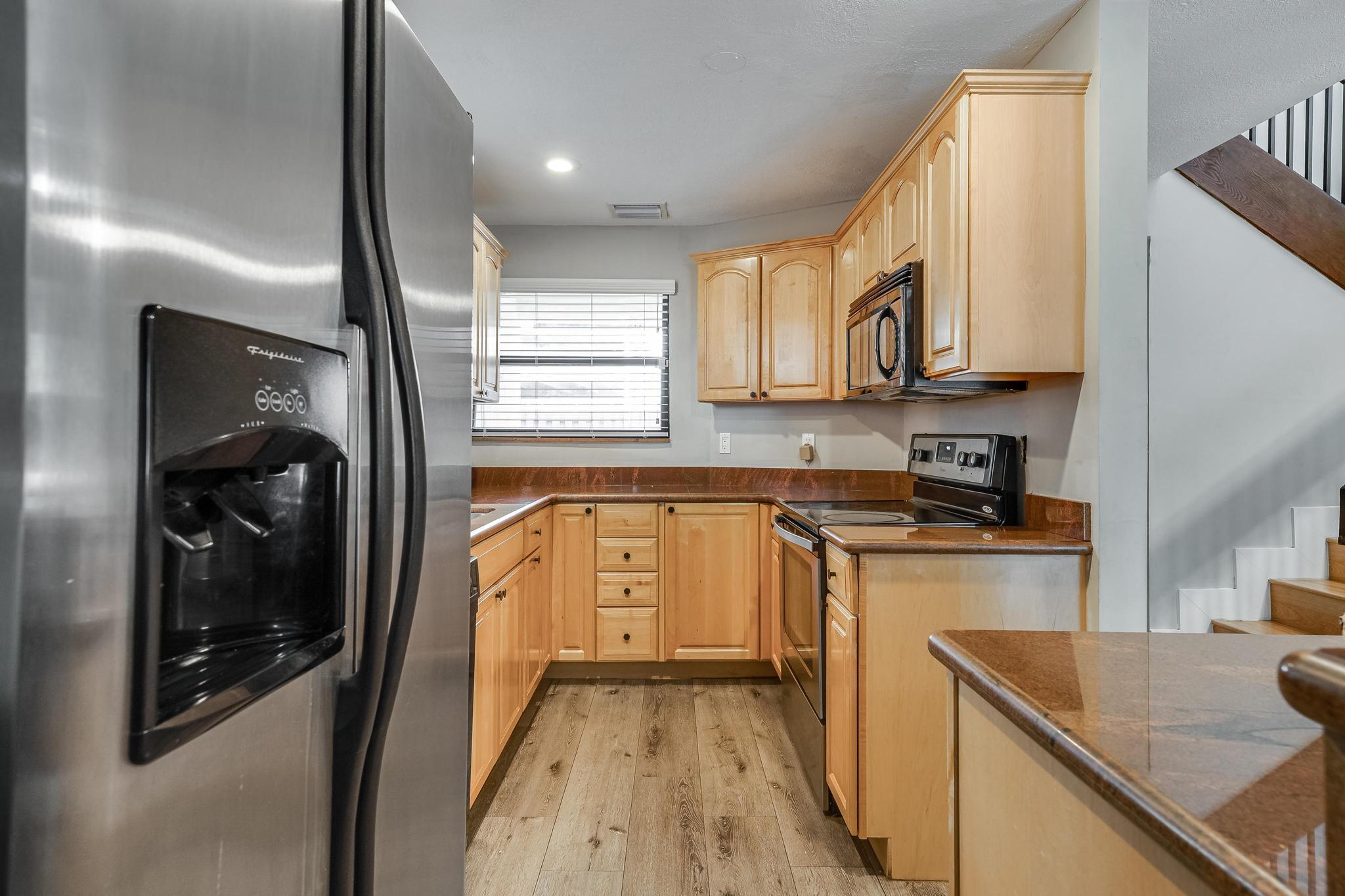 2530 NE 9th Street 1