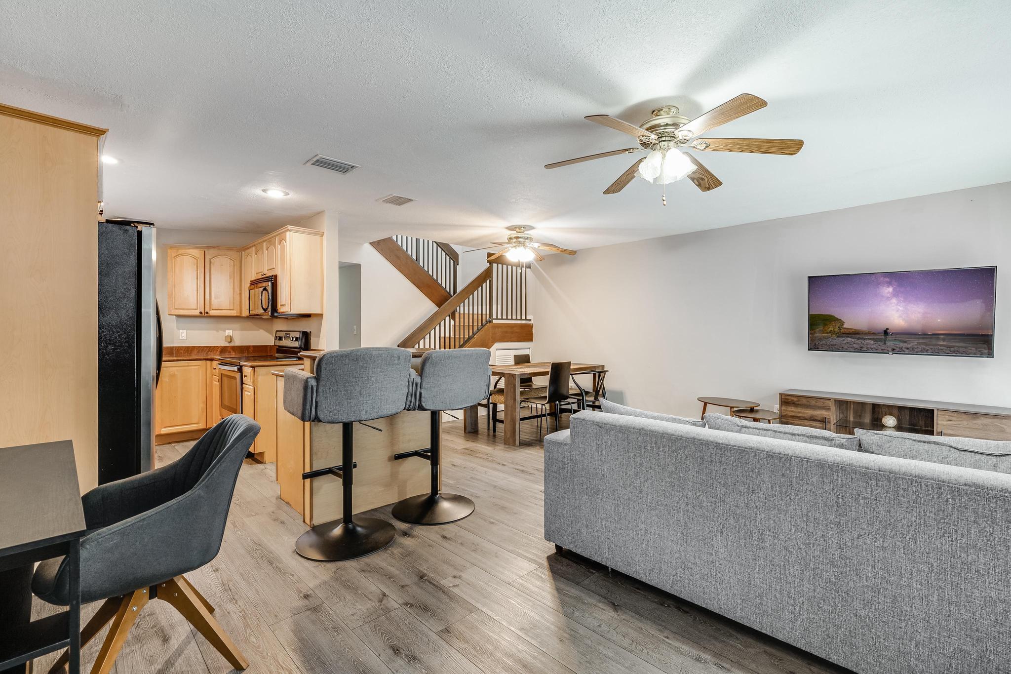 2530 NE 9th Street 1